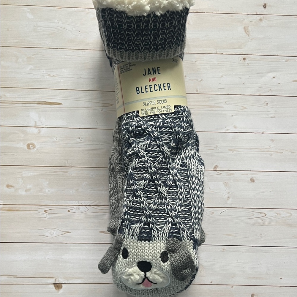 Jane and Bleecker Black and White Dog Knit Slipper Socks